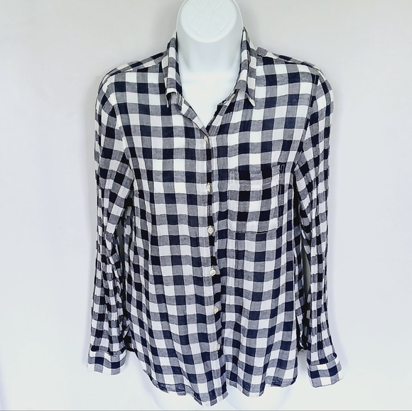 Old Navy Tops - Classic Navy Blue & White Gingham Checkered Long Sleeve Button Up Shirt XS